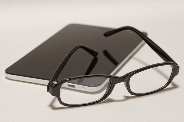 ブルーライトカット眼鏡